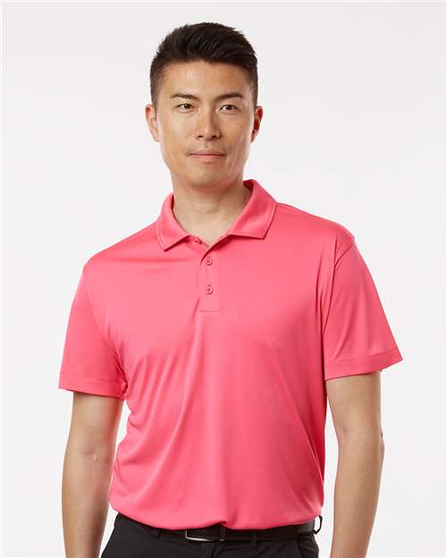 Model Bright Pink