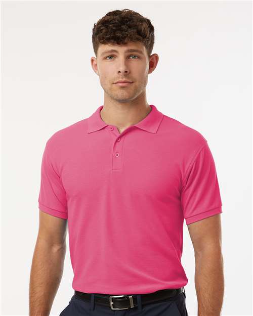 Model Bright Pink
