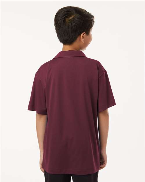 Back Model Maroon