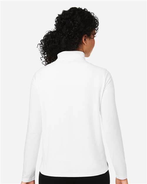 Back Model White