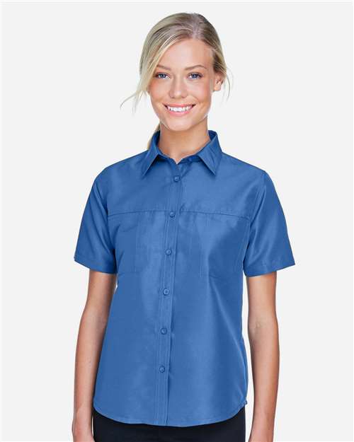 Model Pool Blue