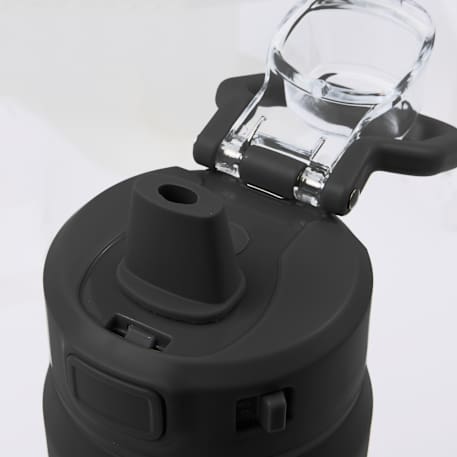 1602-20BK_B_SPOUT_DETAIL-Black