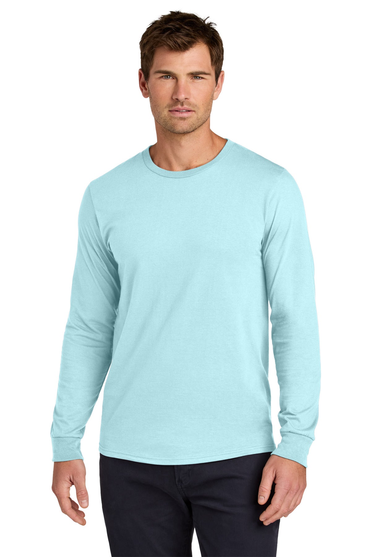 Model Breezy Blue