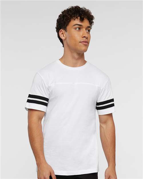 Model White Solid/ Black