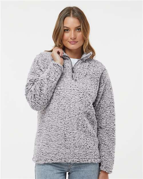 Model Black Heather