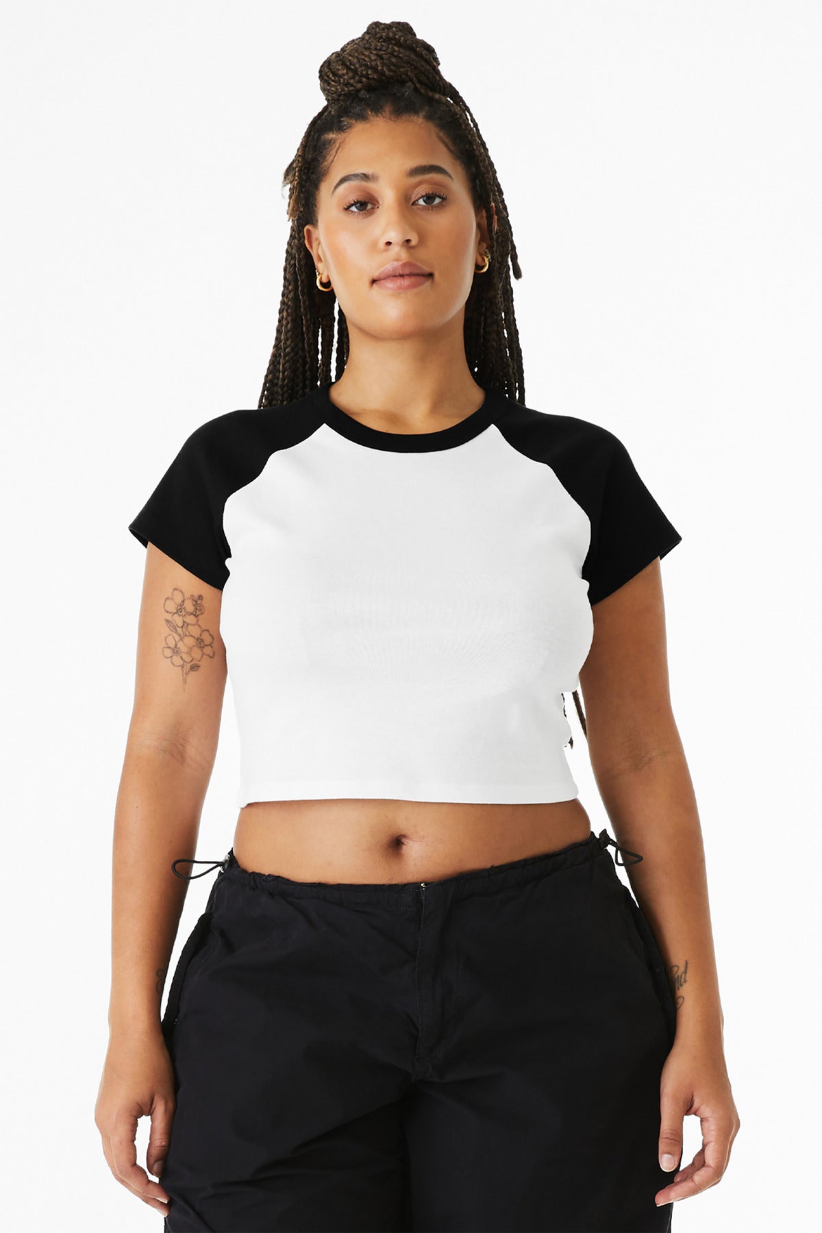 Model White/ Black