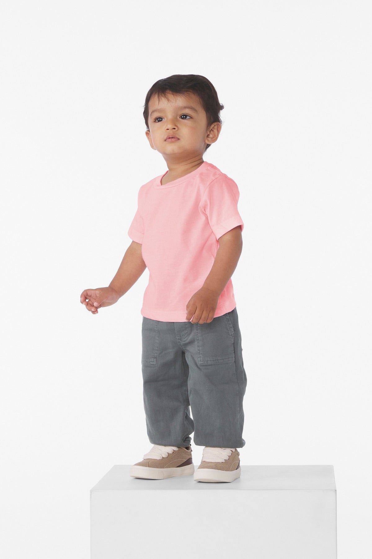 Model Pink