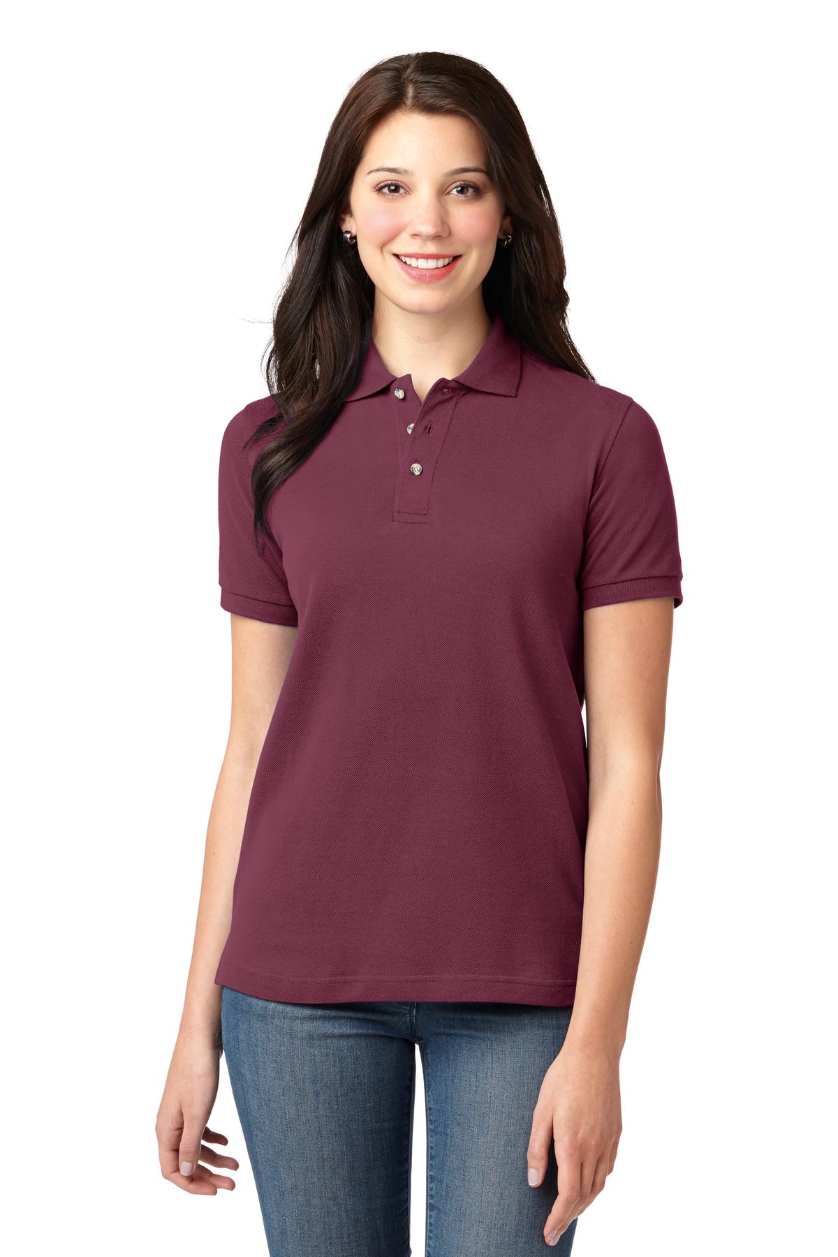 Model Burgundy
