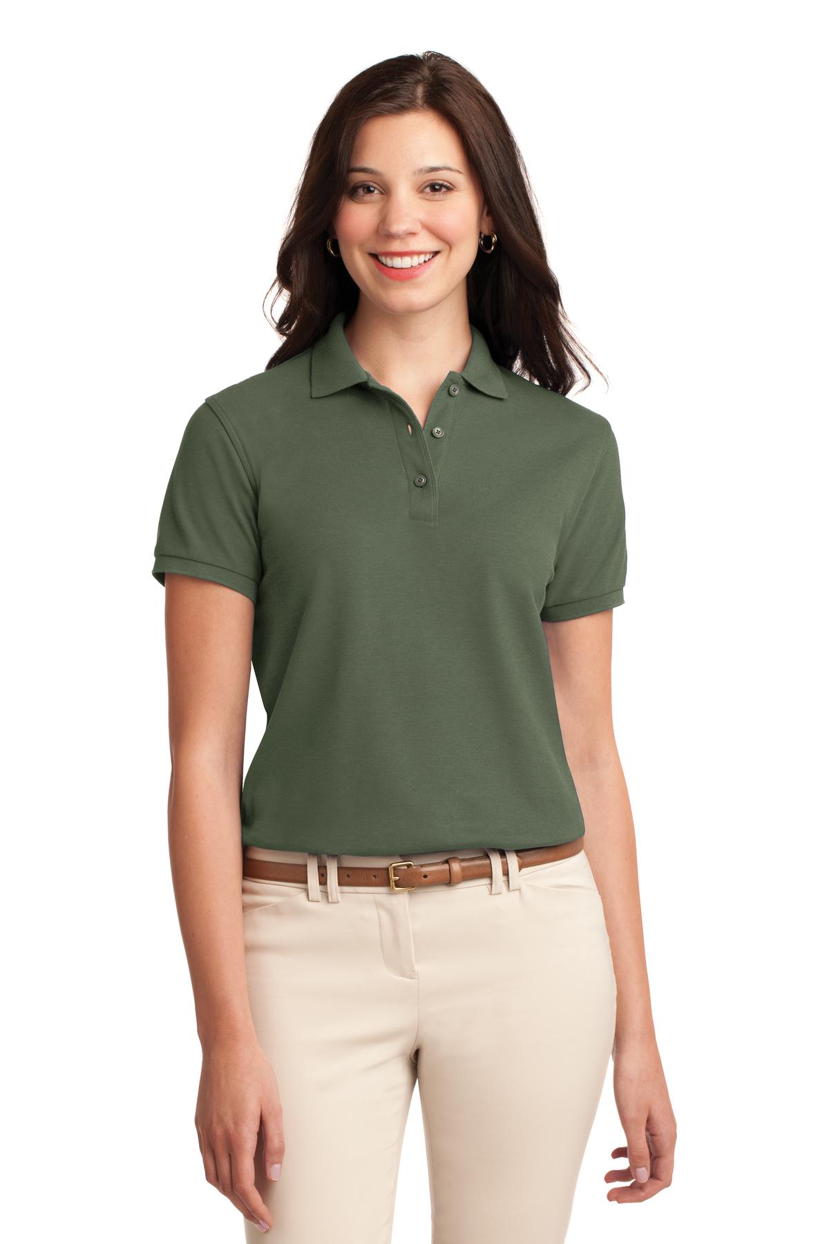 Model Clover Green