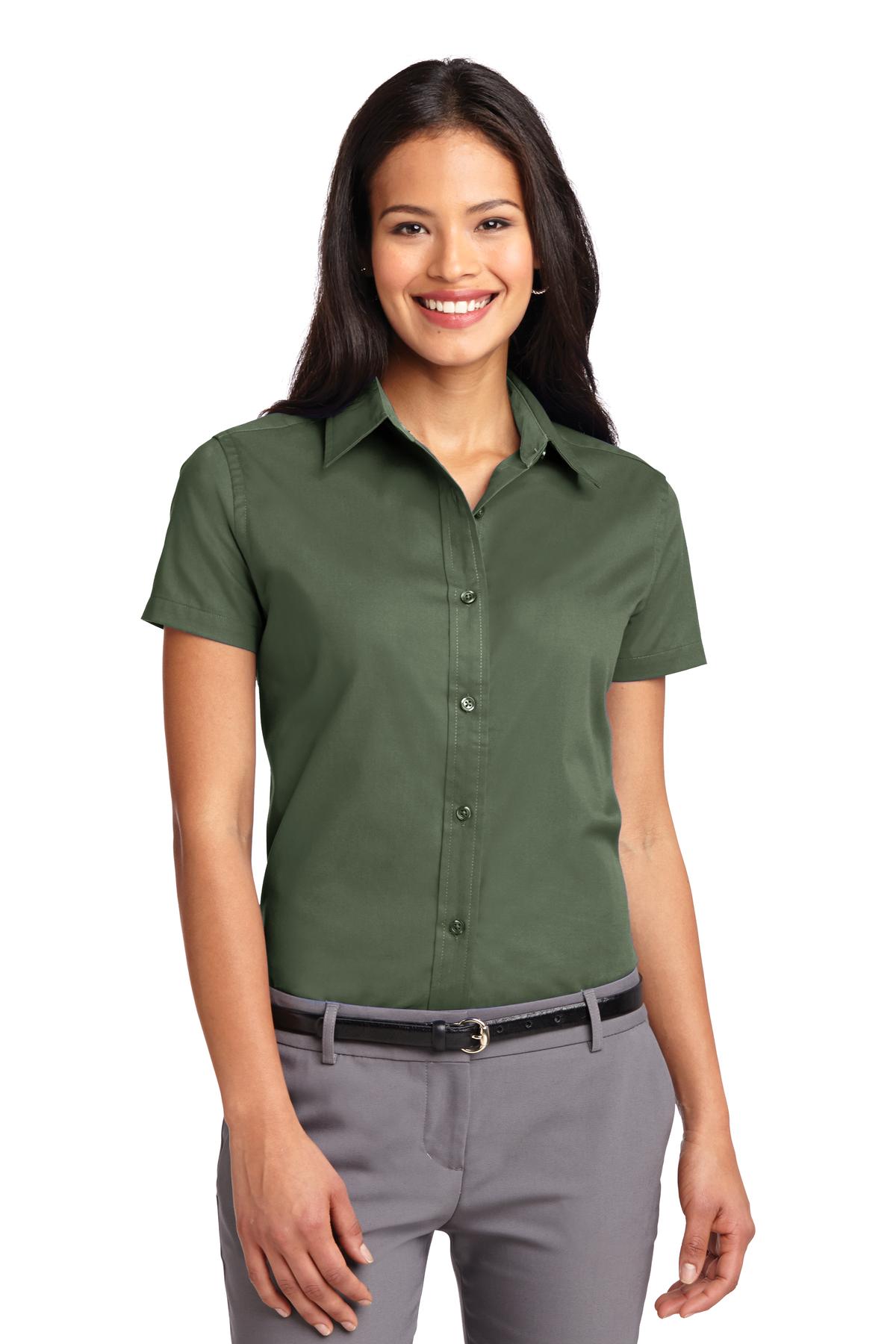 Model Clover Green