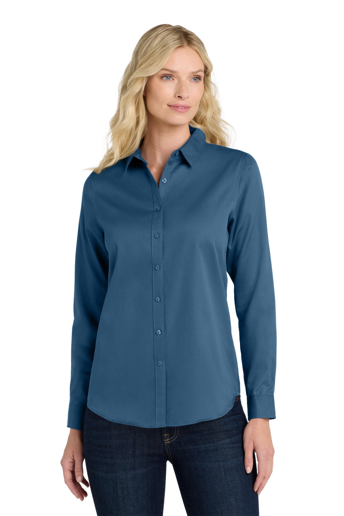 Model Regatta Blue