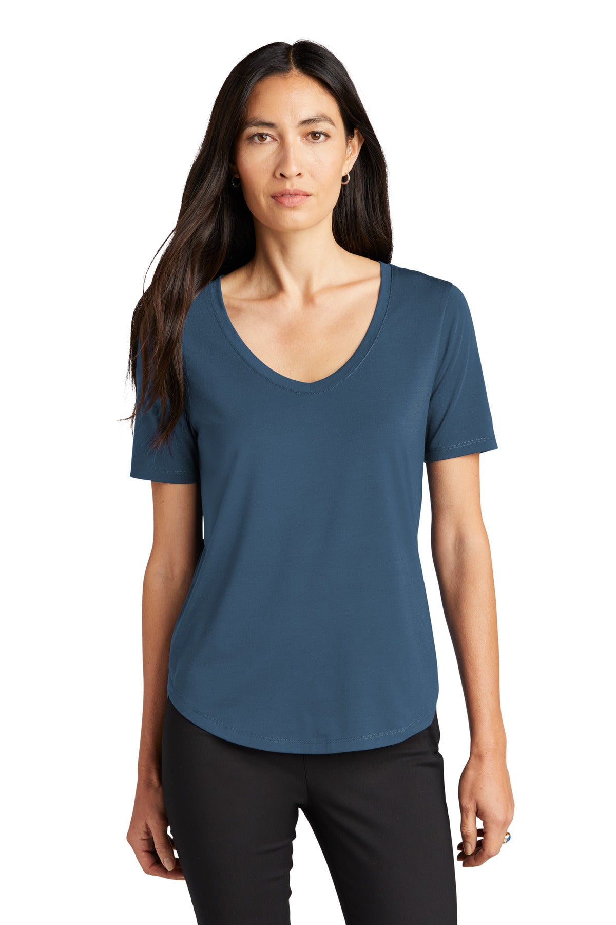 Model Insignia Blue