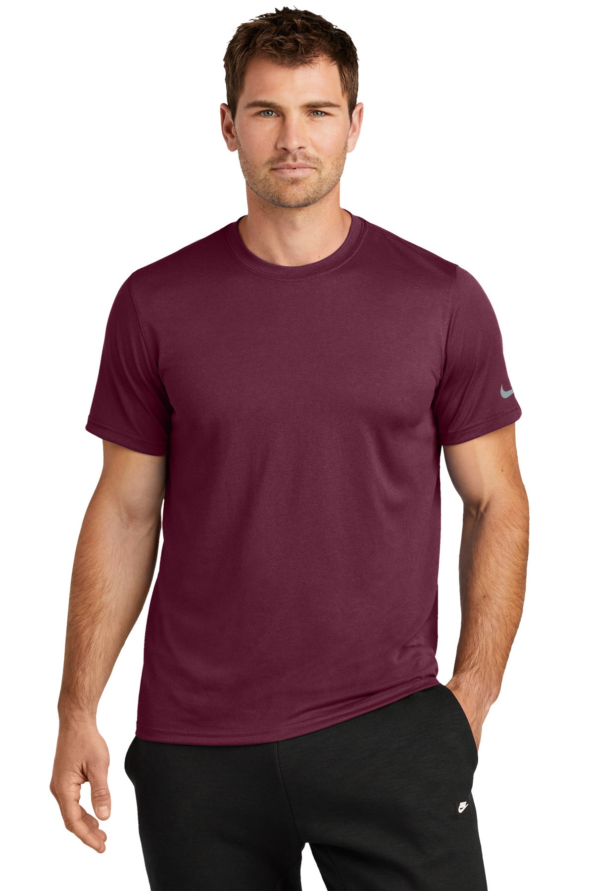 Model Deep Maroon
