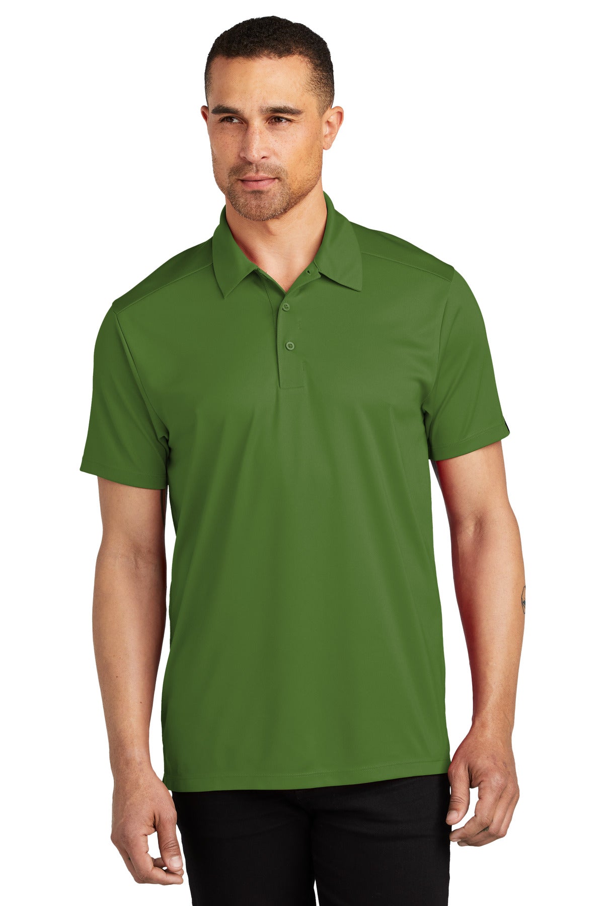 Model Gridiron Green