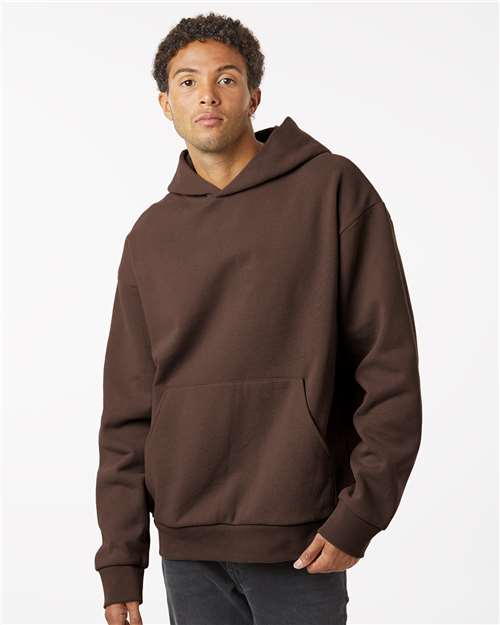 Model Brown