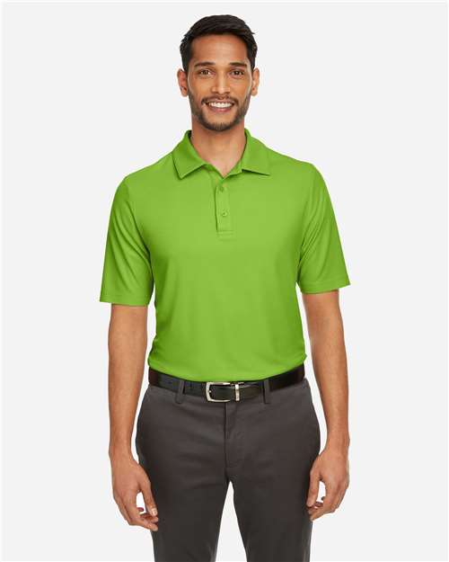 Model Acid Green