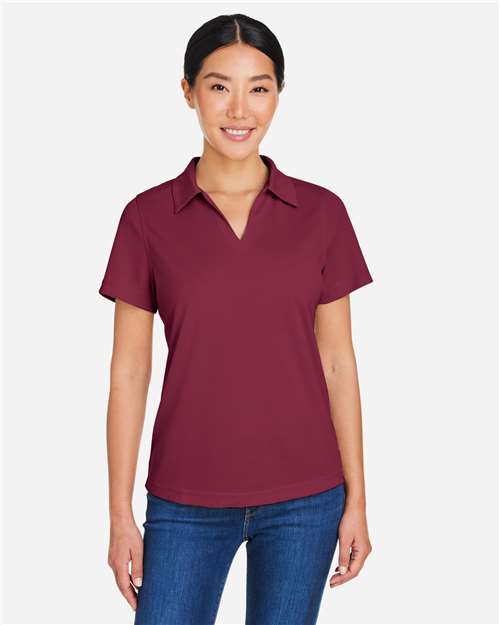 Model Burgundy