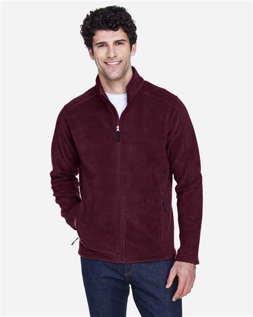 Model Burgundy
