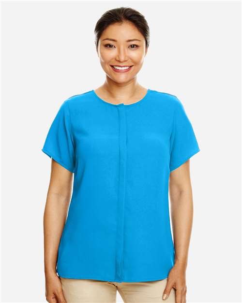 Model Ocean Blue