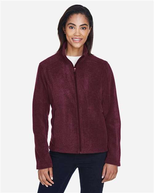 Model Burgundy