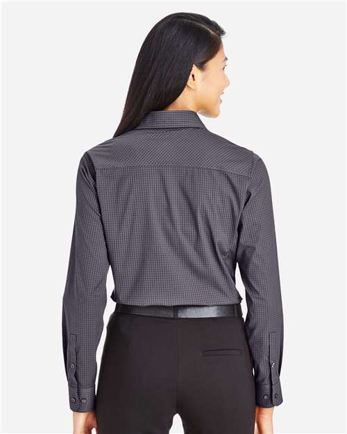 Back Model Carbon