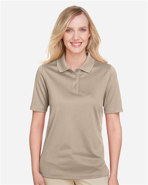 Model Khaki