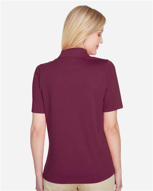 Back Model Maroon