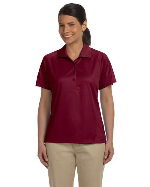 Model Maroon