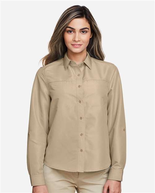 Model Khaki