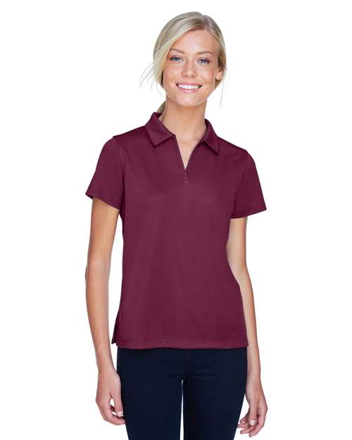 Model Maroon