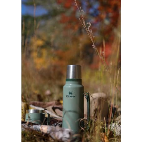 1603-14GN_B_FR_STILL-Green