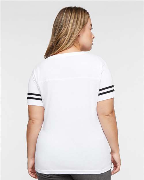 Back Model White Solid/ Black