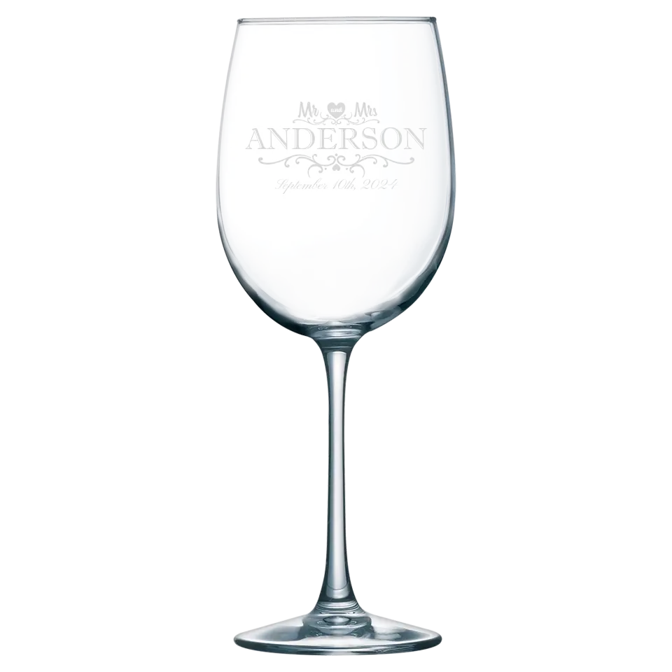 Classic Wine Glass - Heart Mr & Mrs With Date