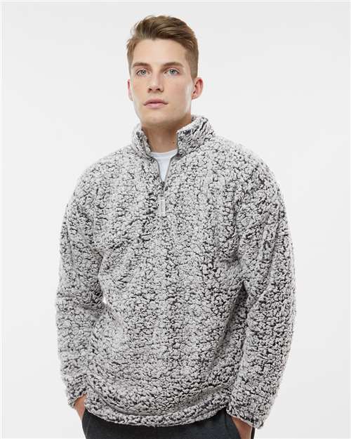 Model Black Heather