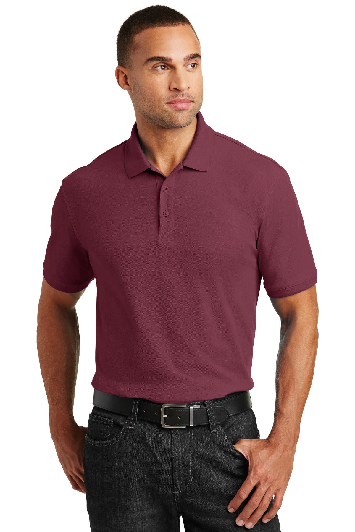 Model Burgundy