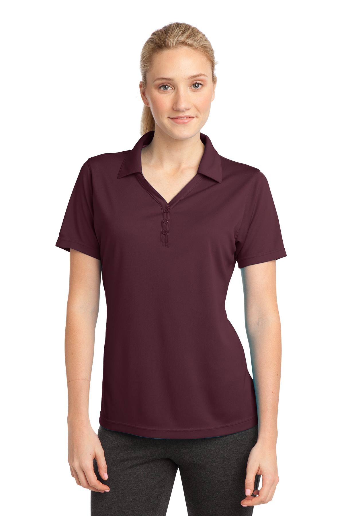 Model Maroon