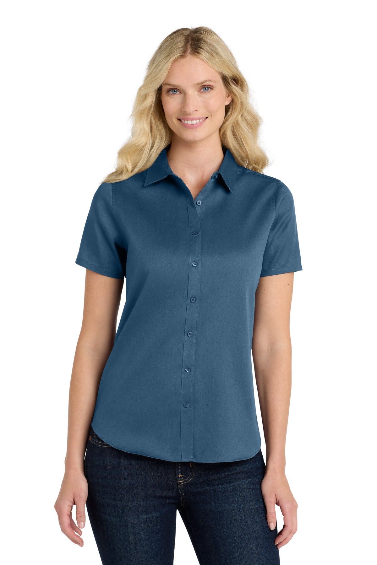 Model Regatta Blue