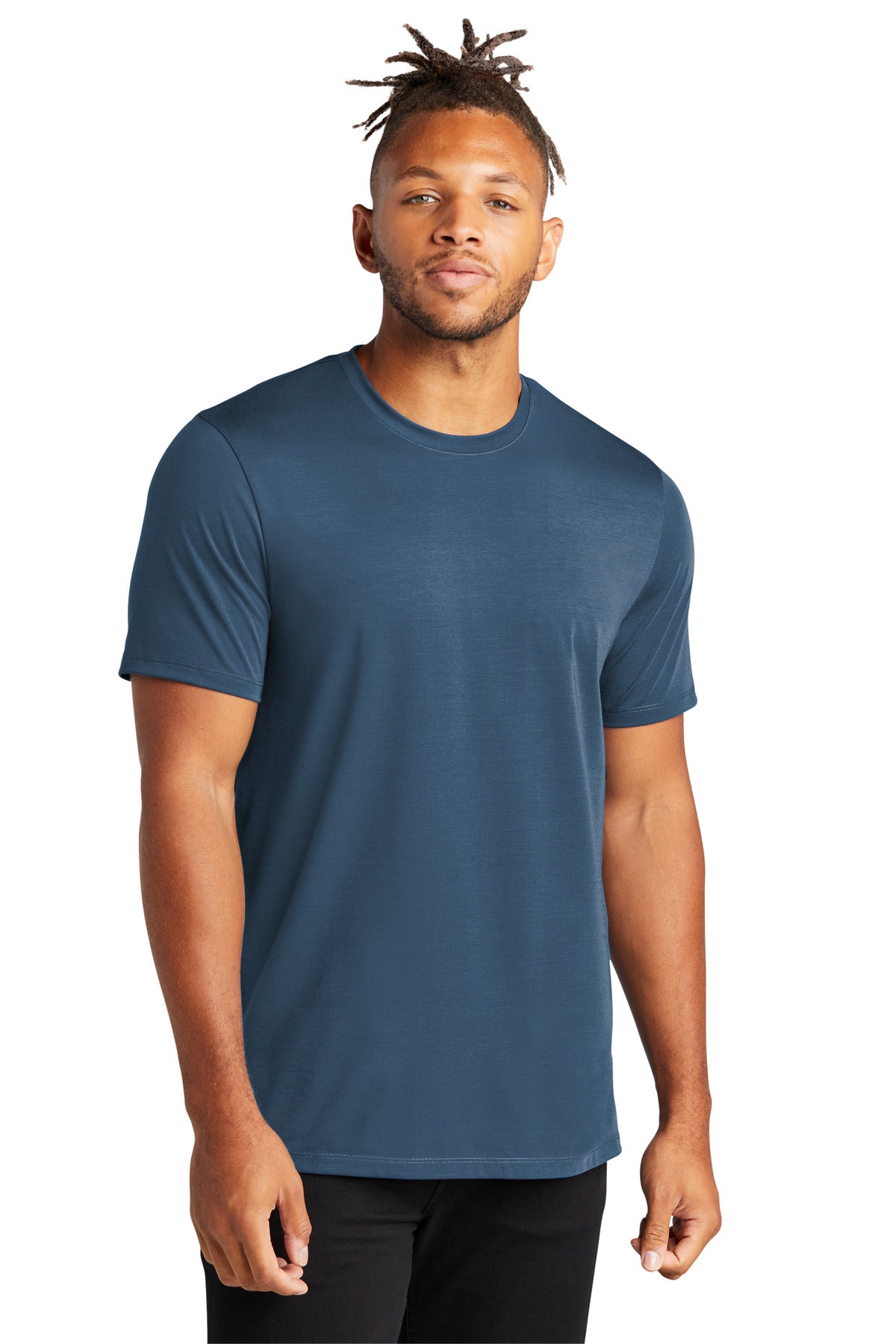 Model Insignia Blue