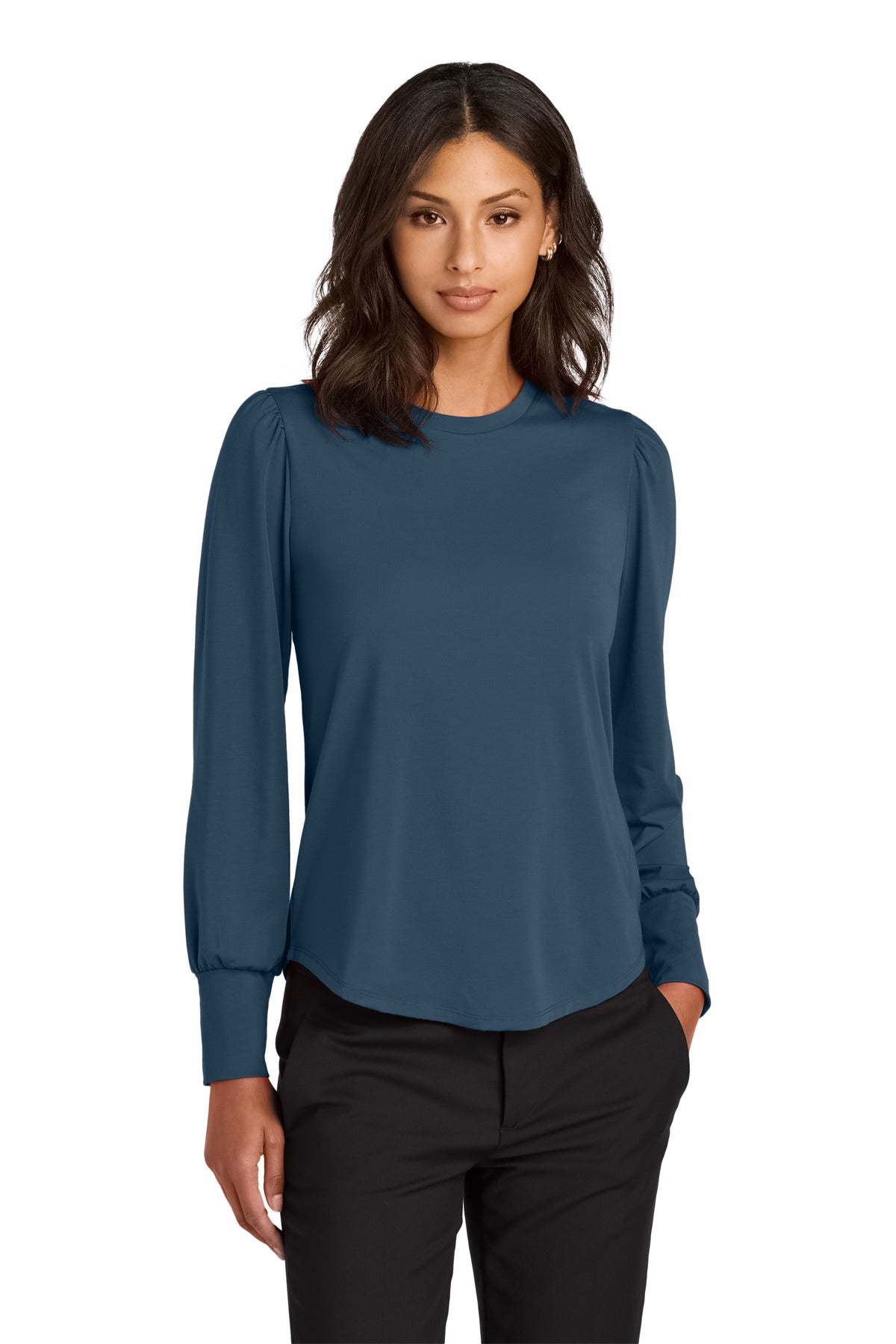 Model Insignia Blue